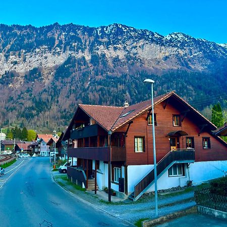 Au Bord Du Lac Darligen Экстерьер фото