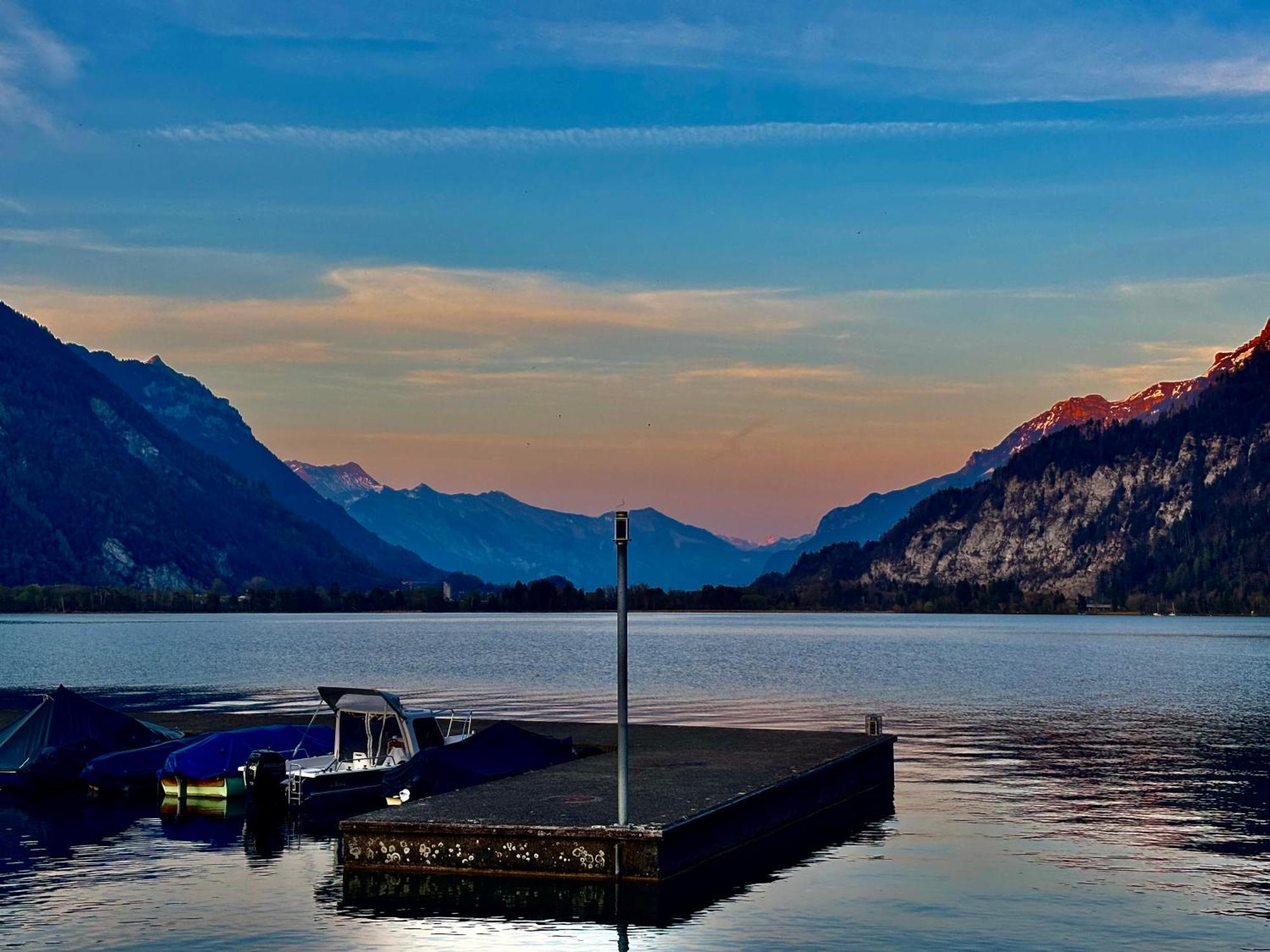 Au Bord Du Lac Darligen Экстерьер фото